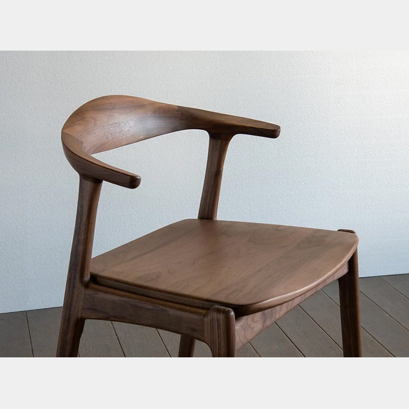 シキファニチア オメガ2セミアームチェア・ウッド