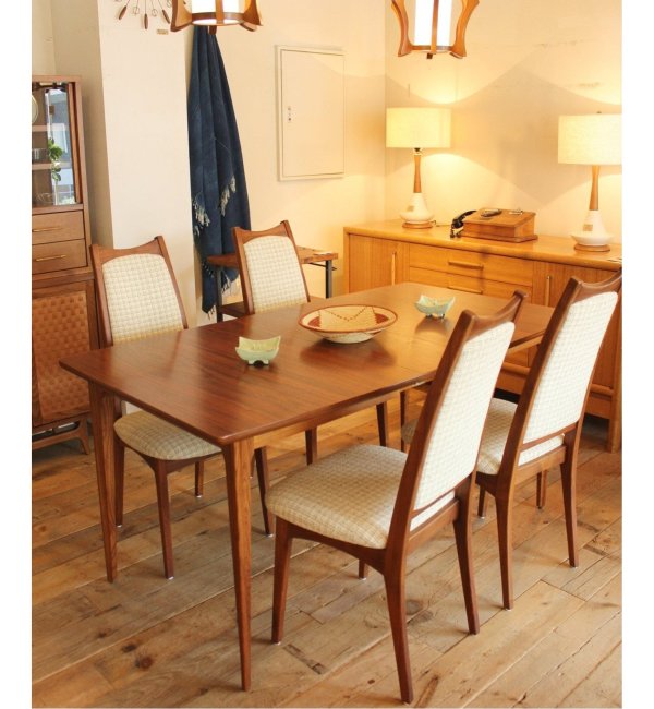 ACME Furniture(アクメファニチャー)ブルックス ダイニング テーブル