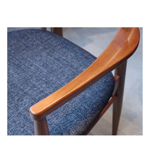 ACME Furniture(アクメファニチャー) トラッセル アーム チェアー