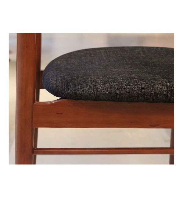 ACME Furniture(アクメファニチャー) トラッセル アーム チェアー