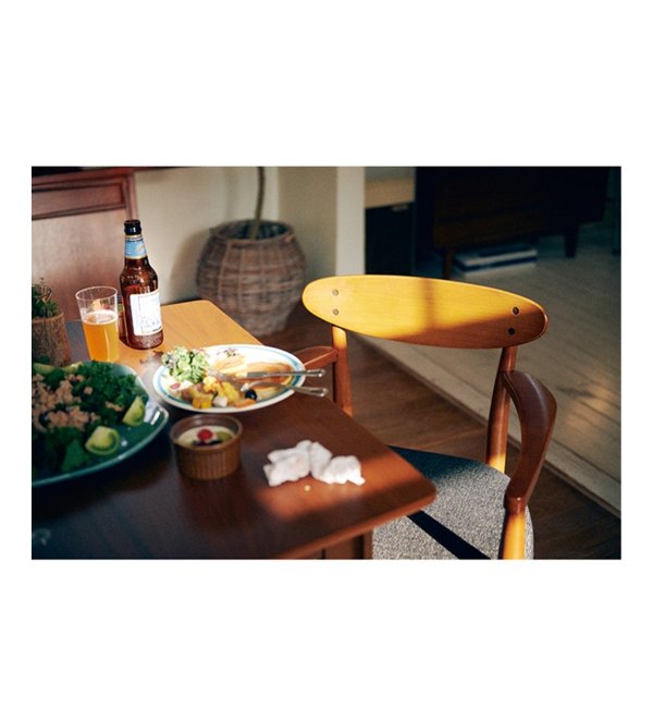 ACME Furniture(アクメファニチャー) トラッセル アーム チェアー