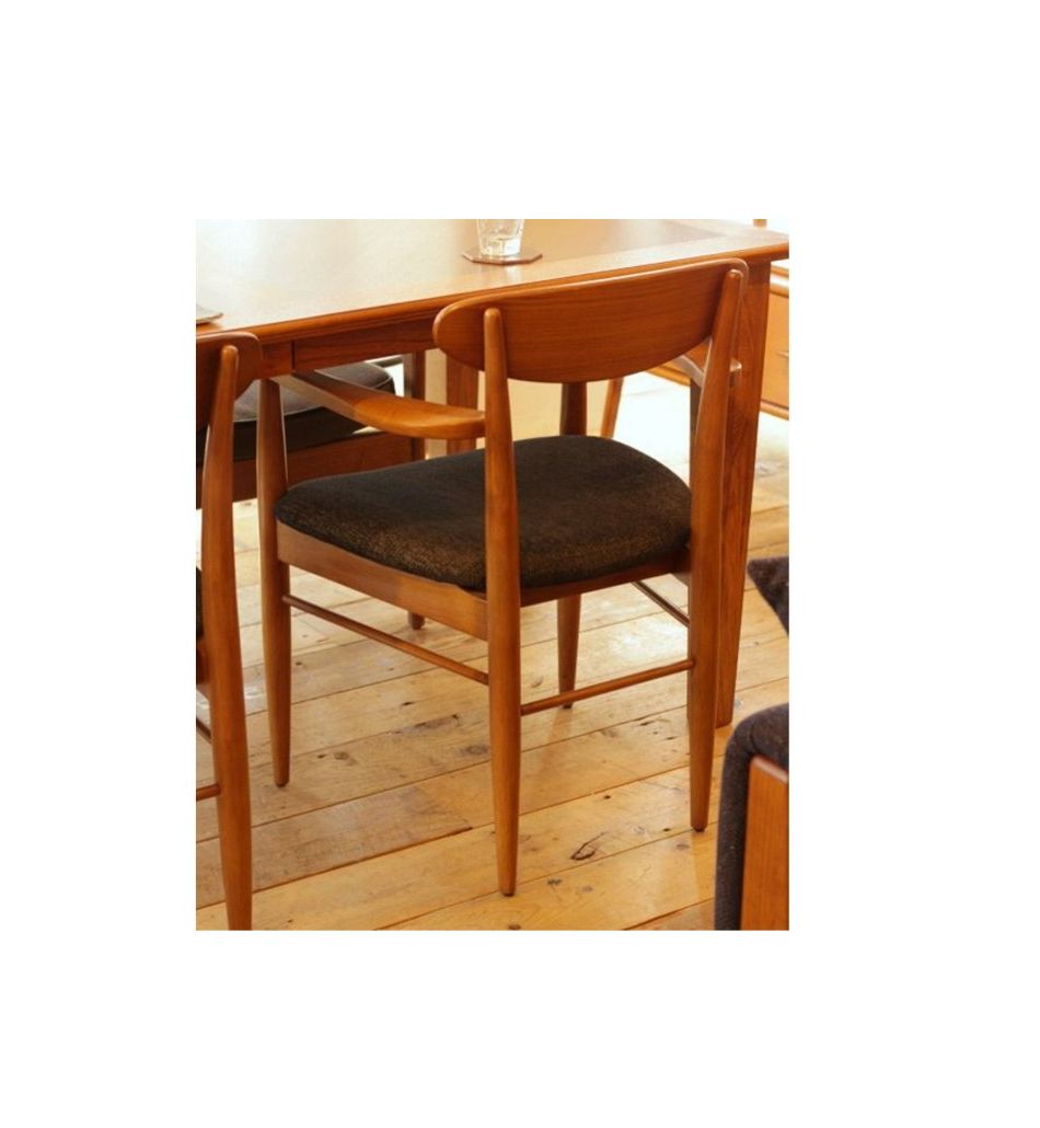 ACME Furniture(アクメファニチャー) トラッセル アーム チェアー