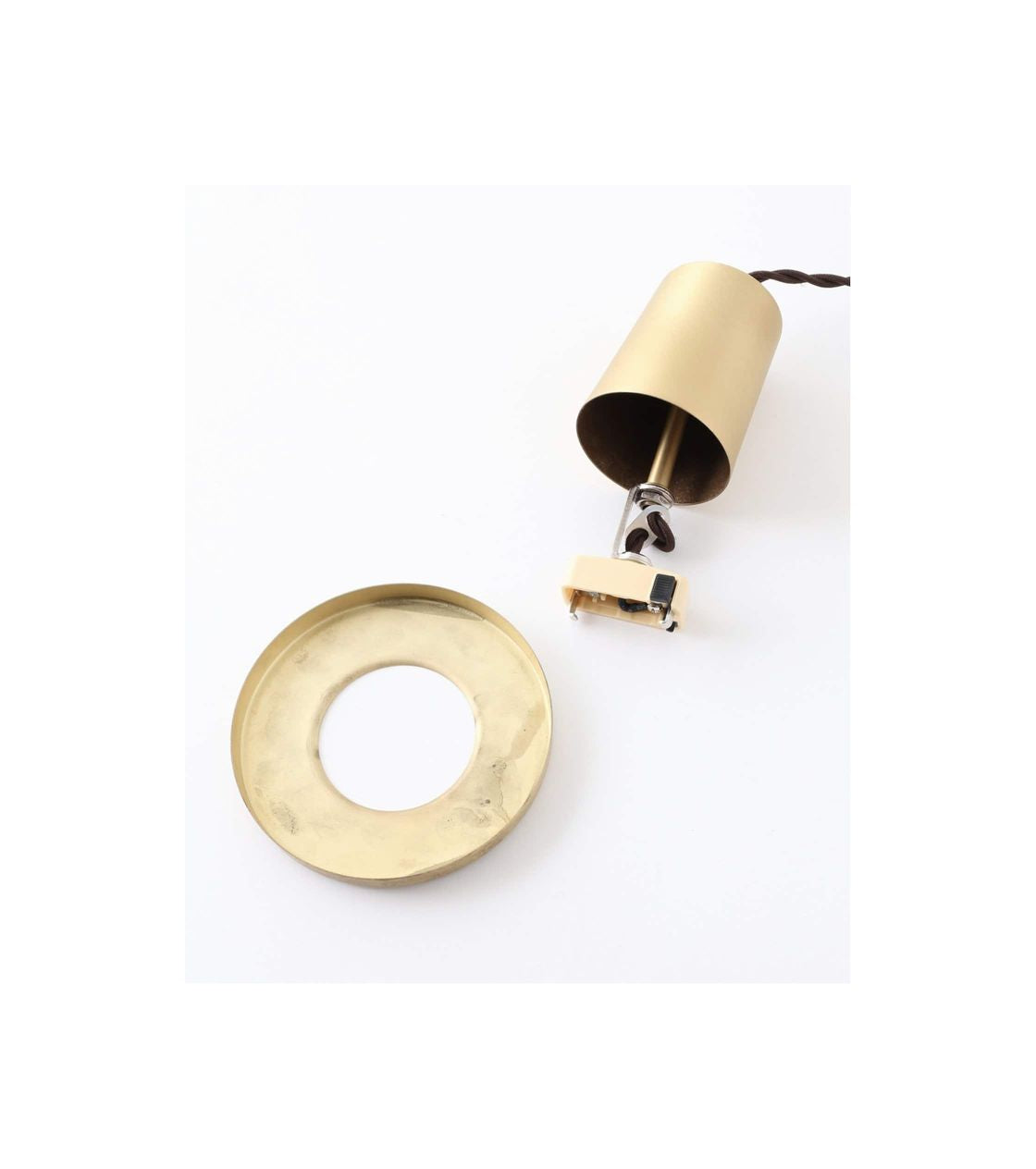 ACME Furniture(アクメファニチャー)ウッデン リーフ ペンダント ランプ