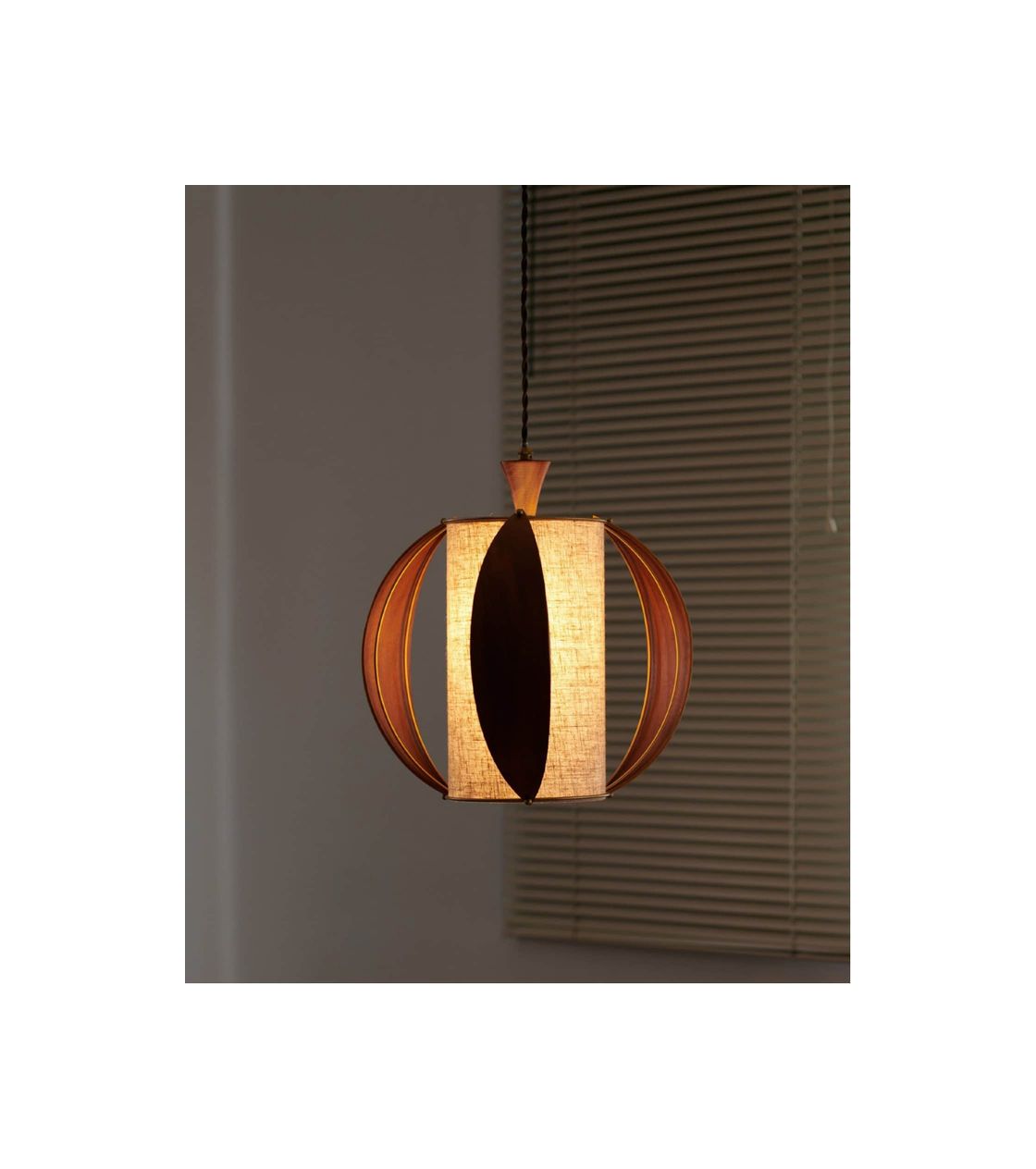 ACME Furniture(アクメファニチャー)ウッデン リーフ ペンダント ランプ