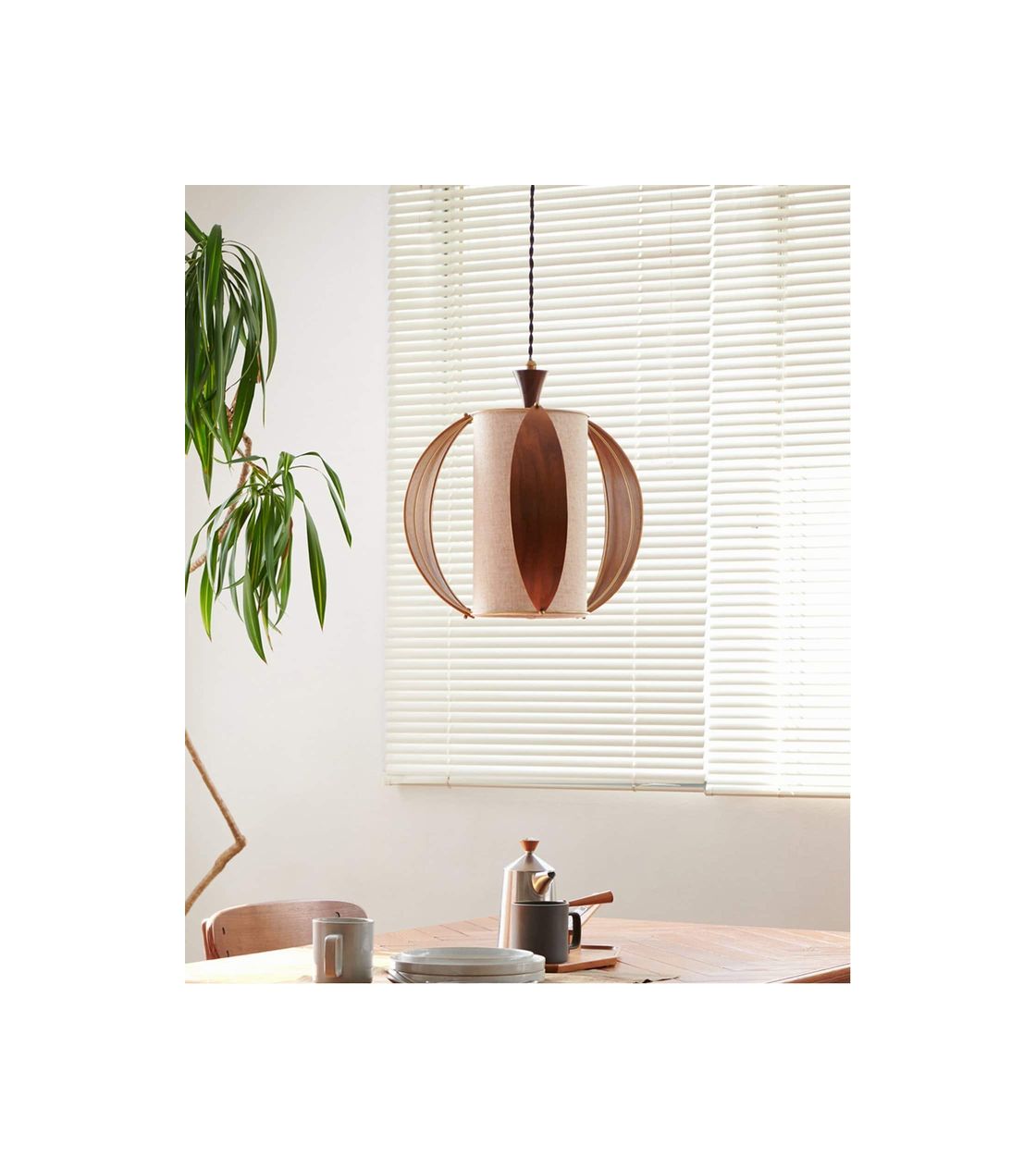 ACME Furniture(アクメファニチャー)ウッデン リーフ ペンダント ランプ