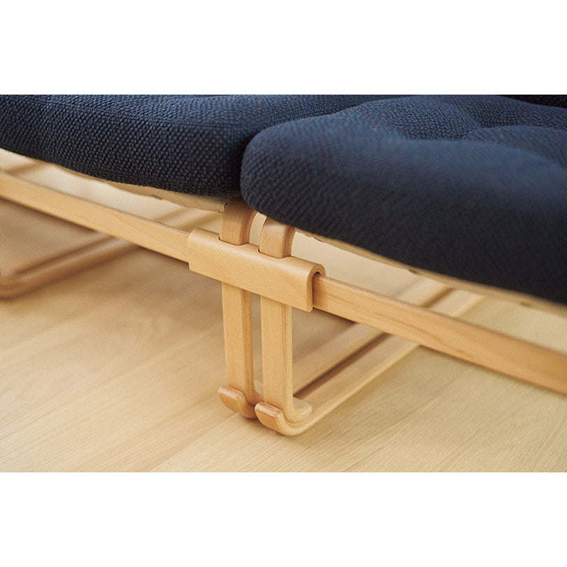 天童木工 イージーチェア 右肘 Low タイプ/ フレーム : ホワイトビーチ(ナチュラル) (M-0568WB-NT)