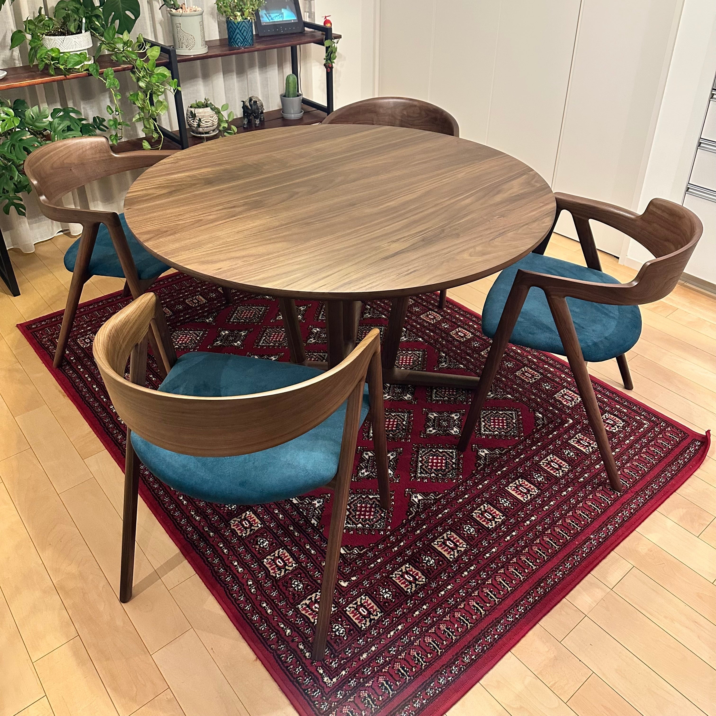 【納品事例】 2026.3.20UP - 曲木技術の高い工場が手掛ける椅子