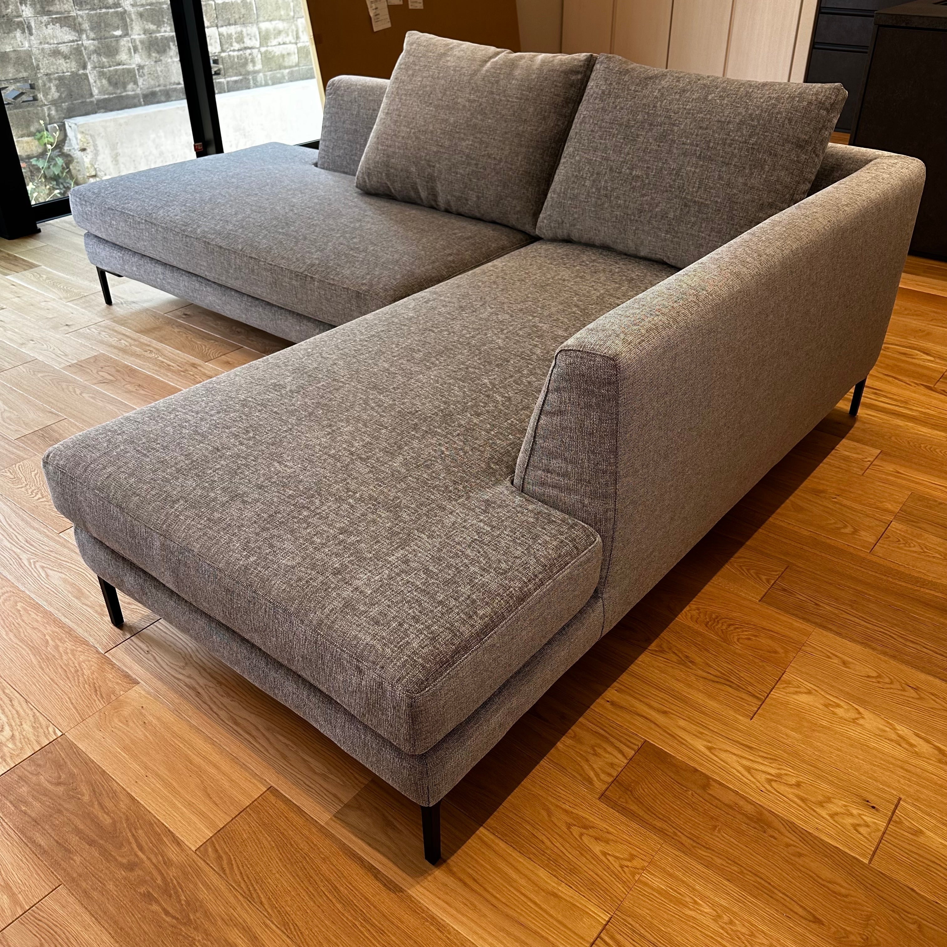 【納品事例】 2025.12.15UP - シンプルなソファもご案内できます！