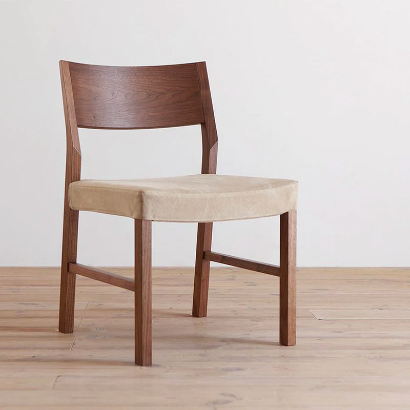 広松木工にはどのような家具があるのか？代表的なシリーズなどを解説