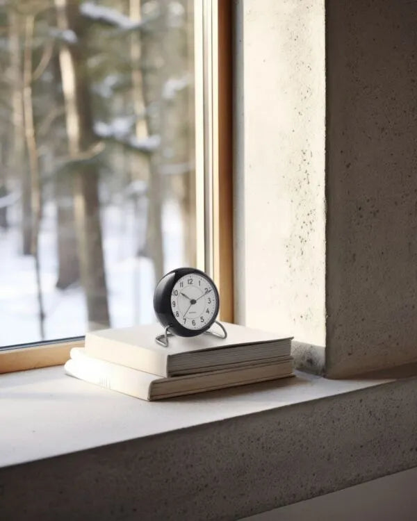 ARNE JACOBSEN WATCHES（アルネ・ヤコブセン・ウォッチズ）STATIONアラーム