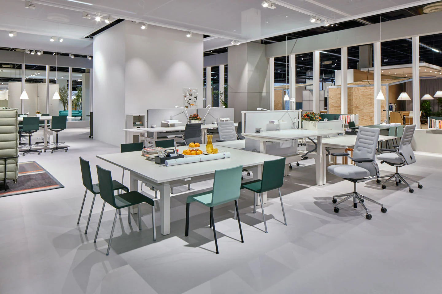 Vitra(ヴィトラ) .03(ゼロスリー)チェア – FELICE.ONLINE Vitra(ヴィトラ) .03(ゼロスリー)チェア – FELICE.ONLINE