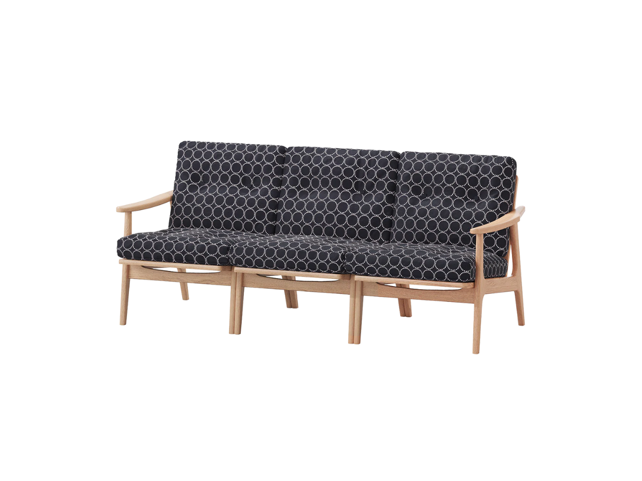 『マルニ60期間限定企画』ミナペルホネン／タンバリン＆ライトベリー全色から生地セレクト！マルニ60フレームチェア／オーク材／ウレタン仕上／3シーター 両肘