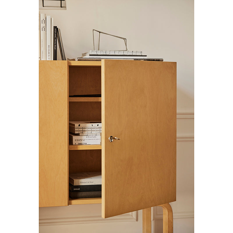 ※事前予約受付中【10/15発売】【90周年記念モデル】Artek（アルテック） Cabinet 250