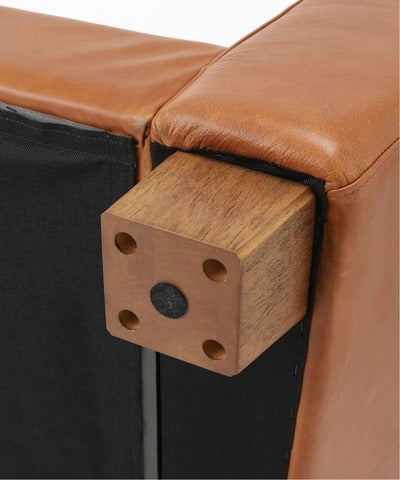 ACME Furniture（アクメファニチャー）FRESNO SOFA（フレスノソファ）