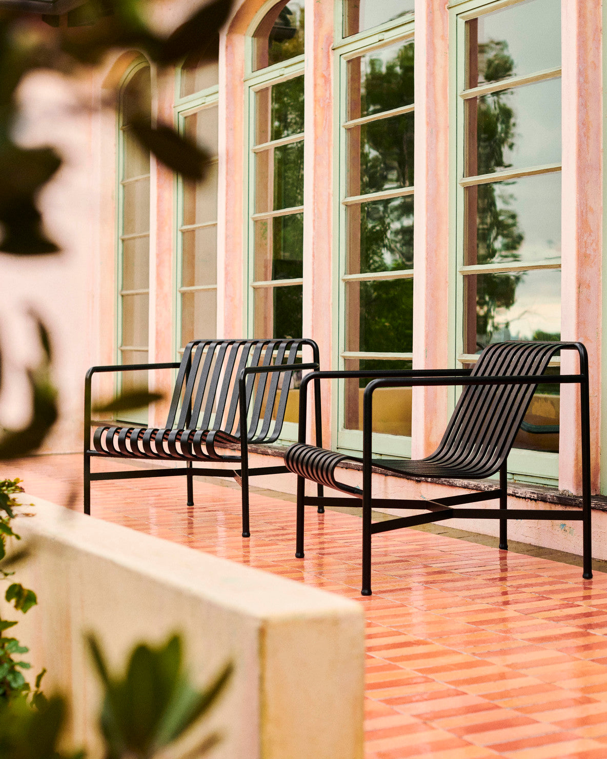 ★美品★デンマーク HAYヘイ パリサード ラウンジチェア ロー ブルレック兄弟 HAY（ヘイ）PALISSADE（パリサード）LOUNGE CHAIR LOW – FELICE.ONLINE