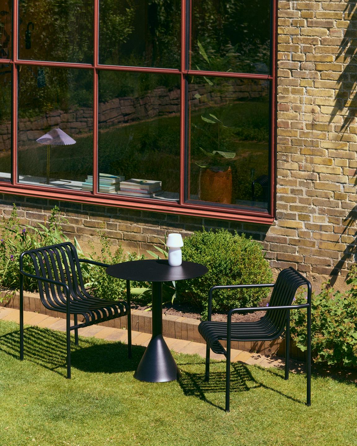 HAY（ヘイ）PALISSADE（パリサード）CONE TABLE / Φ70 x H74 – FELICE