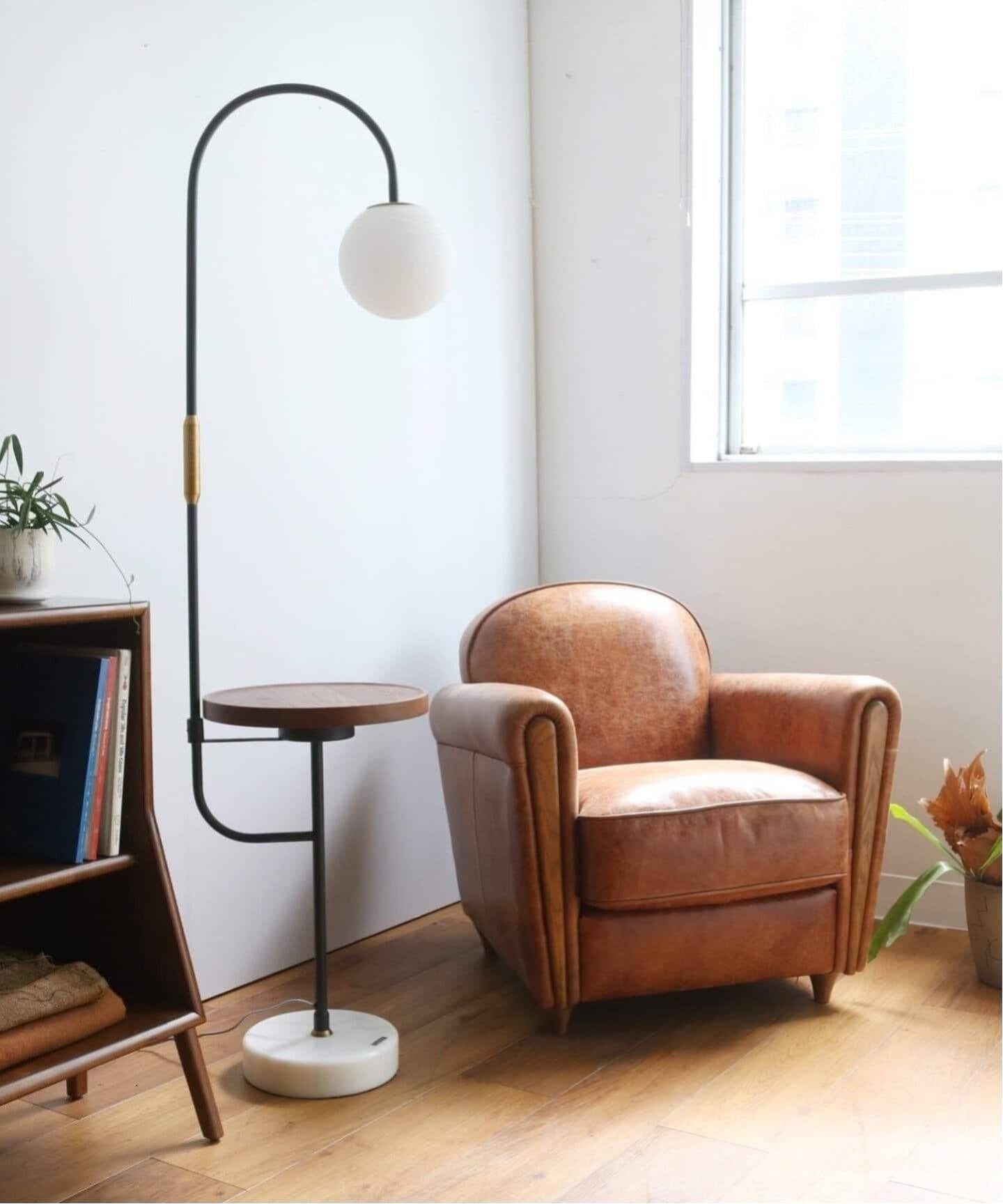 JOURNAL STANDARD FURNITURE（ジャーナルスタンダードファニチャー ）EUREKA FLOOR LAMP（エウレカ フロア ランプ）USB A&C
