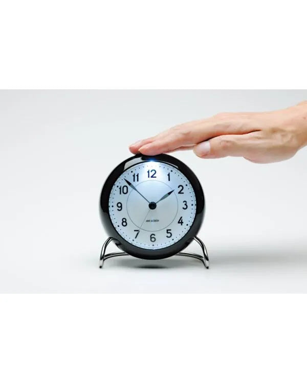ARNE JACOBSEN WATCHES（アルネ・ヤコブセン・ウォッチズ）STATIONアラーム